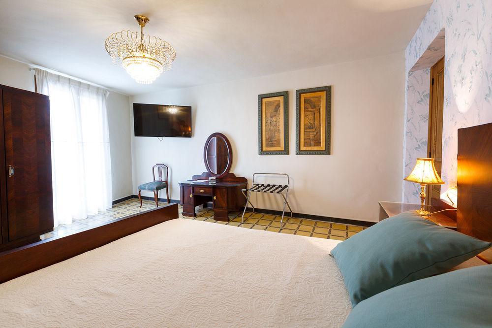 Hotel Villa San Jorge Azanúy Exteriér fotografie